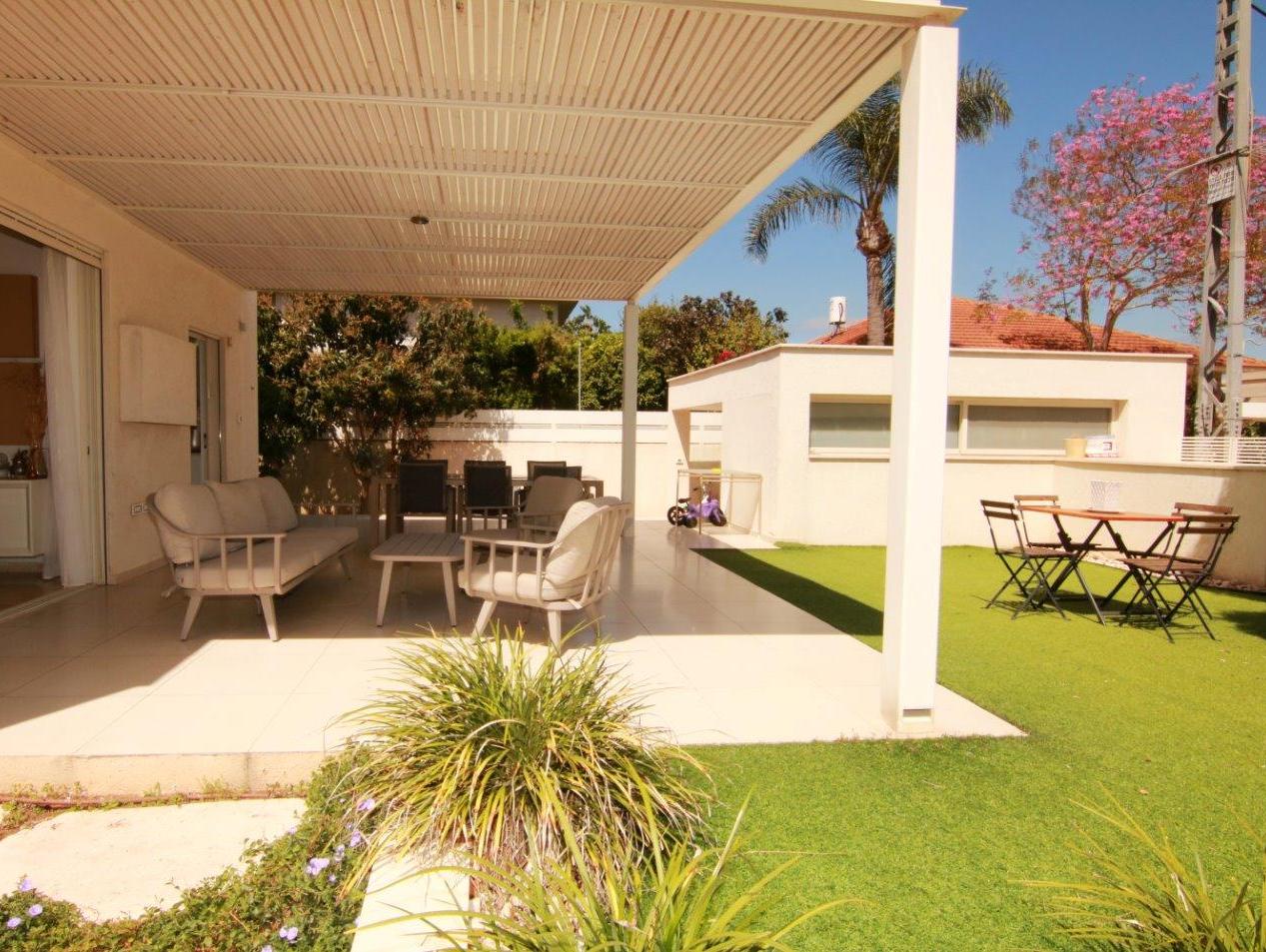 בית למכירה בברנדייס חדרה